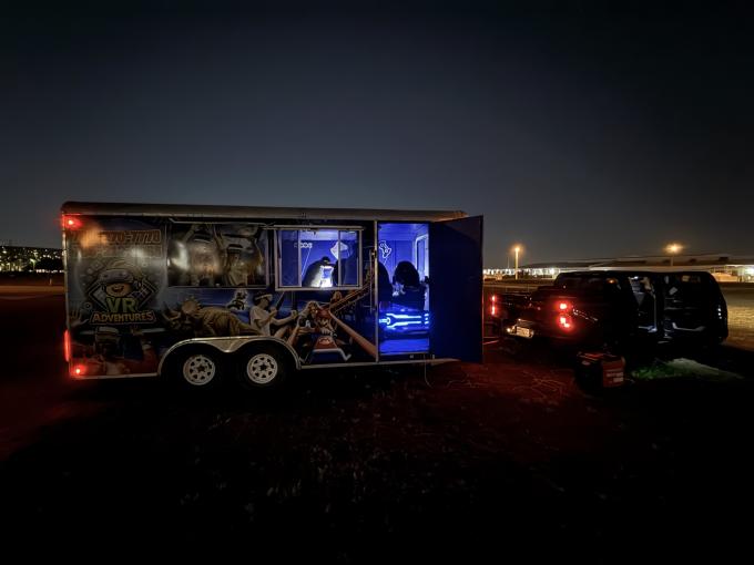 সর্বশেষ কোম্পানির খবর এক্সপোর দরজা বন্ধ হয়ে গিয়েছিল, কিন্তু আমরা তখনও কাজ শেষ করিনি: একটি পার্কিং লট উদ্ধার অভিযান  0